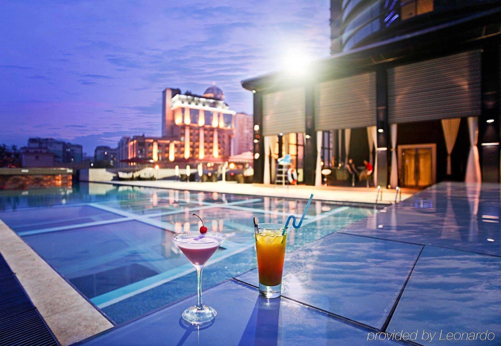 Renaissance Chengdu Hotel Exterior foto